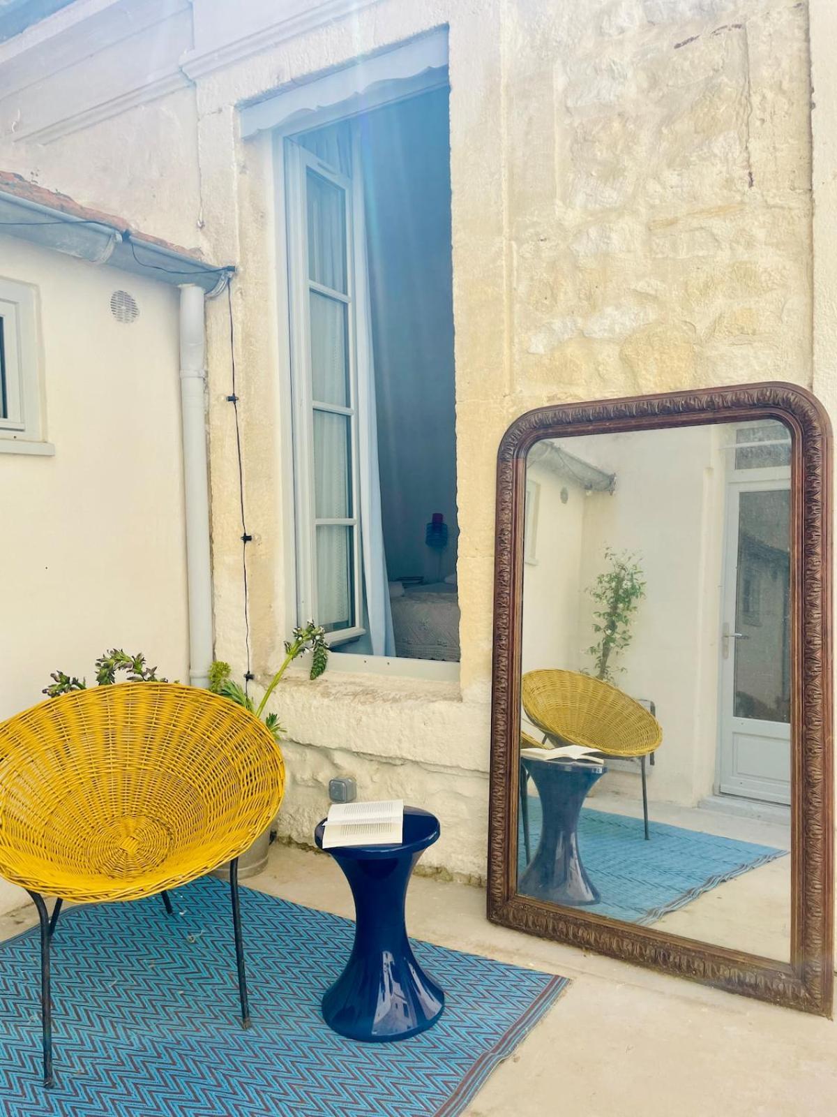 L'impasse Maison Arenes Casa vacanze *
